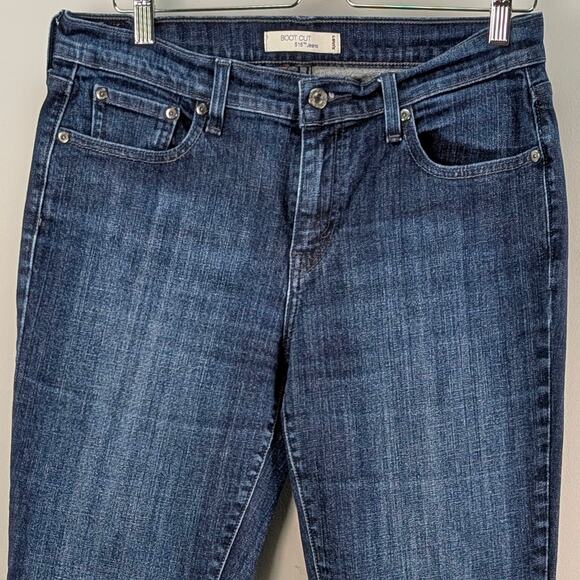 Levi's Women's 515 Bootcut Denim Jeans Studded Back Pocket Dark Wash Size 10 - Picture 2 of 16